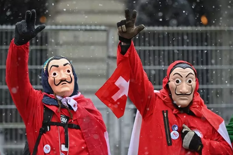 Szwajcaria: Zwolennicy utrzymania paszportów covidowych zwyciężyli w referendum
