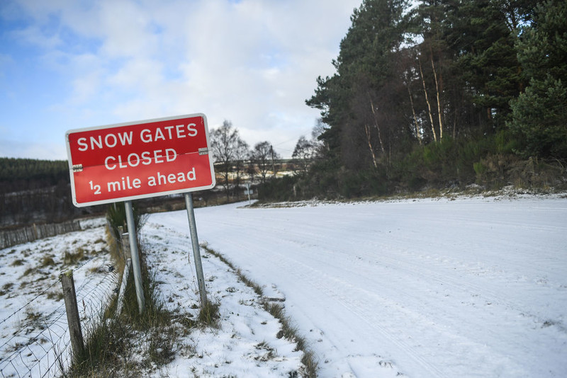 England: 61 people spent three nights in pub cut off due to snowstorm