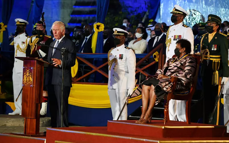 Barbados zrywa unię personalną z UK i wypowiada przysięgę królowej