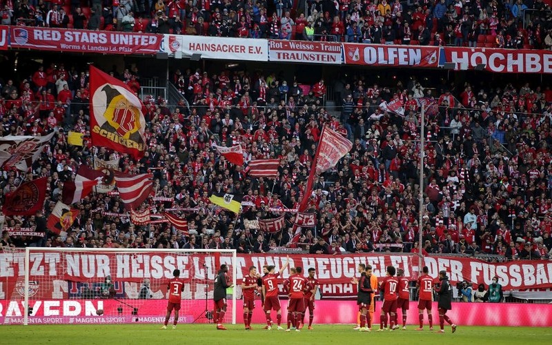 Bayern can play against Barcelona without fans
