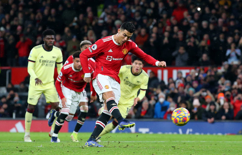 English league: Ronaldo passes 800 career goals