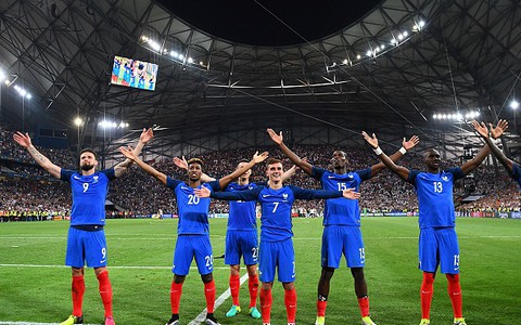 Francuscy piłkarze bogatsi o 250 tysięcy euro