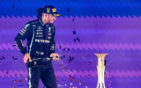 Formula 1: Hamilton wins the Saudi Arabian GP