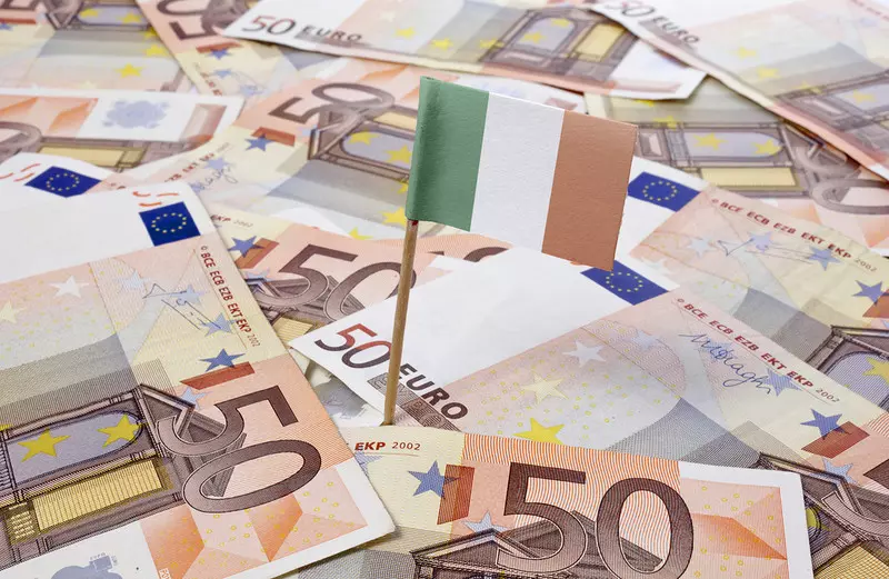 Irlandia otrzyma 920,4 mln euro z funduszu UE na łagodzenie skutków Brexitu