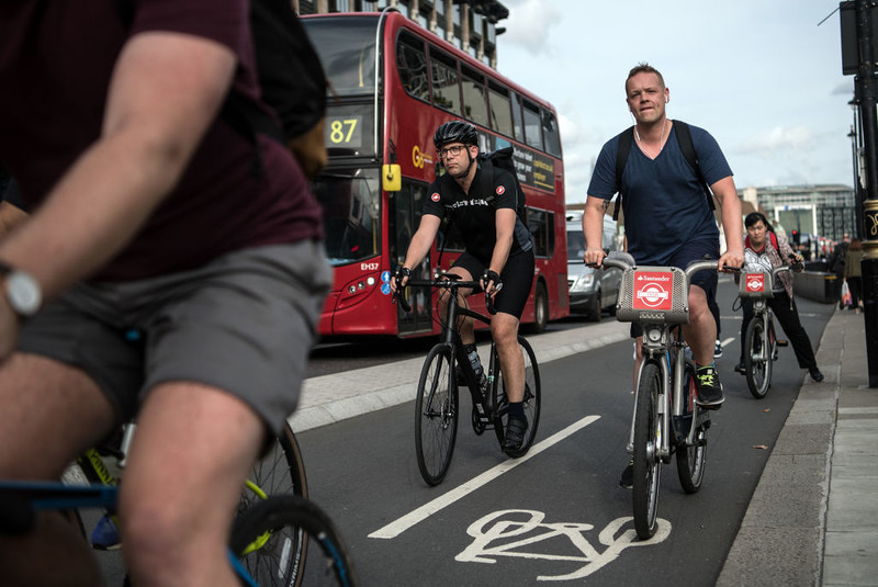 Londyn: Pasy dla rowerzystów przyczyniają się do rosnącej liczby korków 