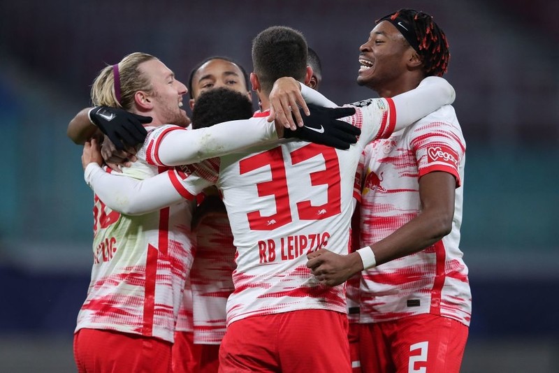 Piłkarska LM: RB Lipsk pokonał Manchester City i zagra w Lidze Europy