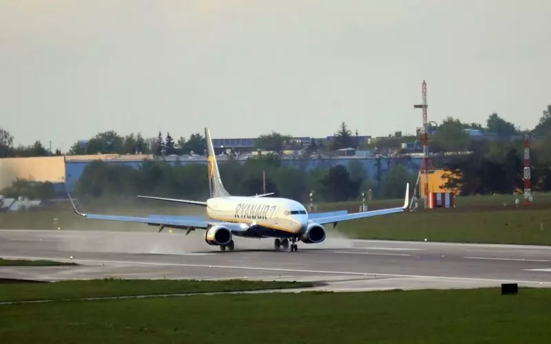Białoruś: Były kontroler lotów zdradził kulisy przymusowego lądowania samolotu Ryanair w Mińsku