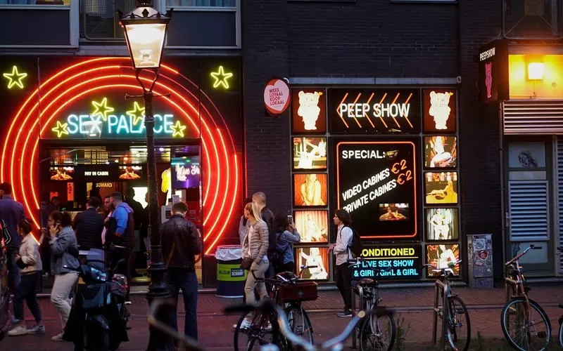 Holandia: Problemy kadrowe domów publicznych w Amsterdamie 