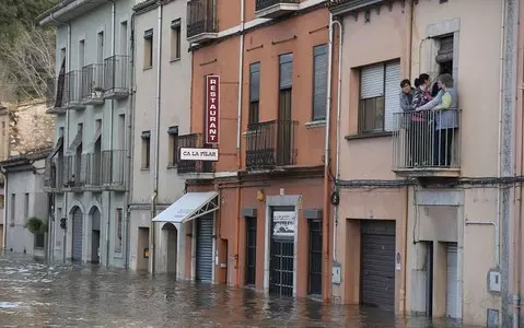 Spanish floods claim first victim as towns are engulfed 