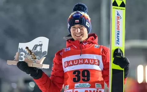 Kamil Stoch third in Klingenthal