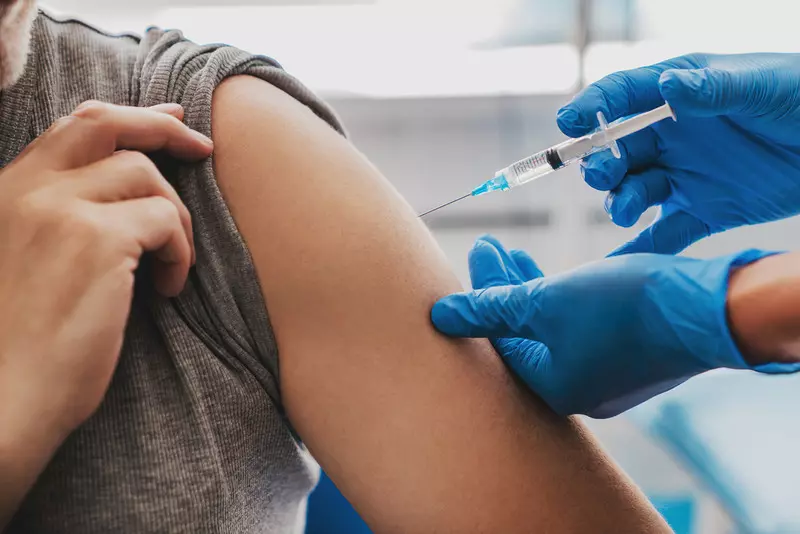 Nowa Zelandia: Mężczyzna przyjął 10 dawek szczepionki jednego dnia, podszywając się pod innych ludzi