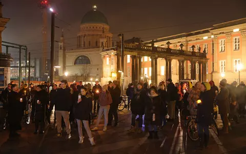 Germany: Thousands of Kronasceptics on the streets, riots in several cities, police officers injured