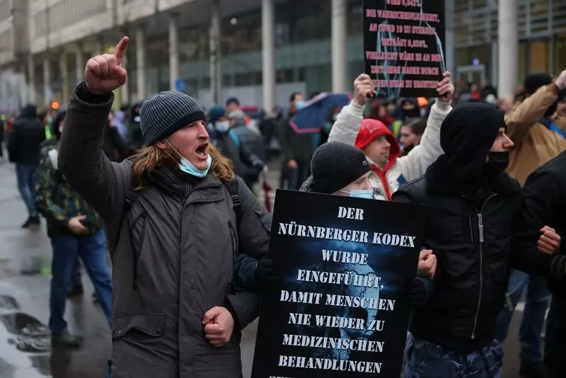 Niemcy: Protesty przeciw restrykcjom pandemicznym nasilają się w całym kraju