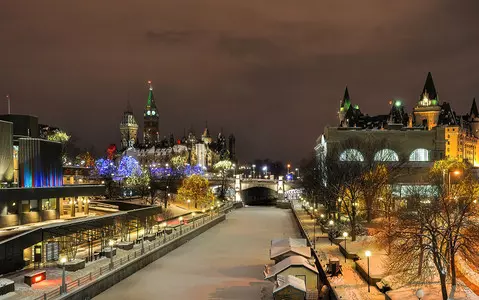 Canada: Quebec closes schools, restaurants, cinemas. The situation is considered critical