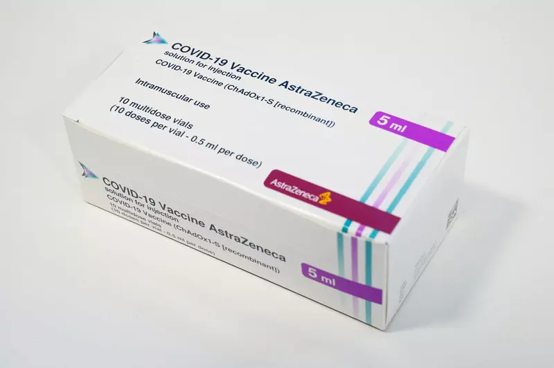 AstraZeneca pracuje nad szczepionką przeciwko wariantowi Omikron