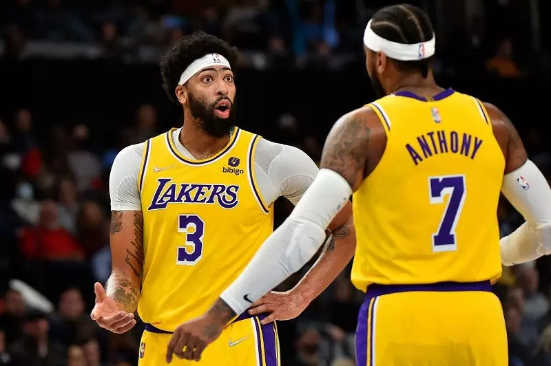 NBA: Lakers szukają ratunku u emerytów