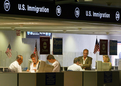 Polacy wciąż bez wizy do USA? "Nie ma oznak postępu"