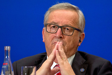 EU's Juncker pushes May for Brexit talks 'soon'