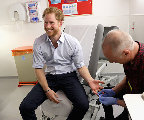 Książę Harry zrobił test na HIV. Na zachętę dla innych