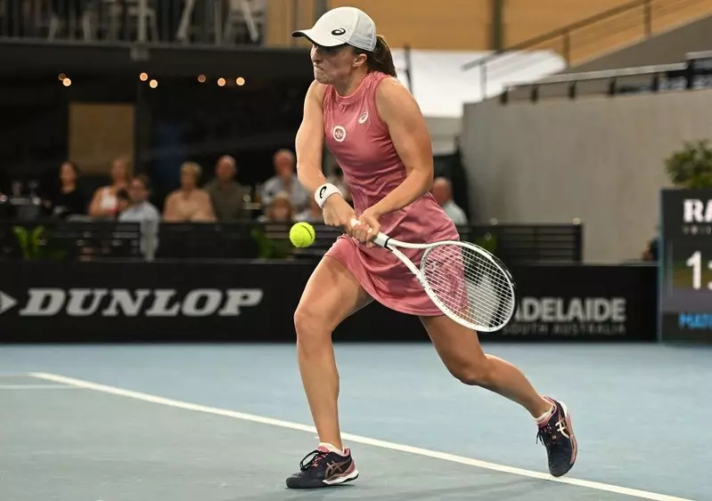 Turniej WTA w Adelajdzie: Świątek przegrała w półfinale z Barty