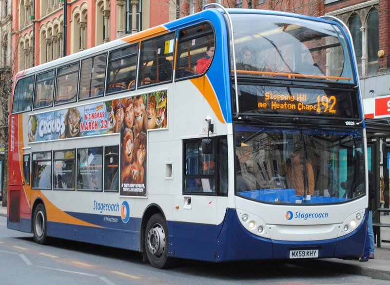 Anglia: Kobieta zwolniona z pracy kierowcy autobusu, bo jest zbyt niska