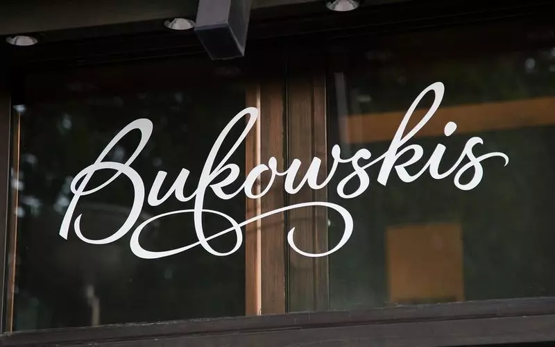 Szwecja: Słynny dom aukcyjny Bukowskiego przejęty przez Brytyjczyków