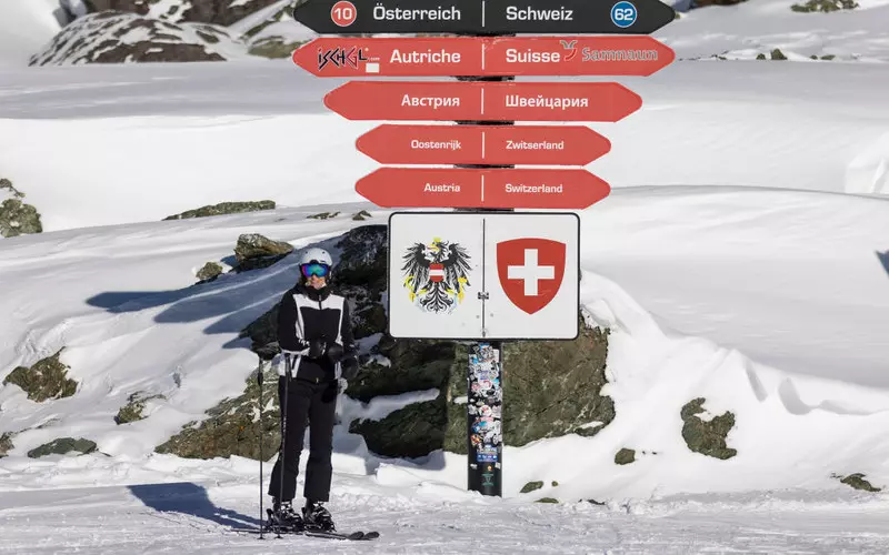 Szwajcaria: Rząd skraca okres kwarantanny do pięciu dni
