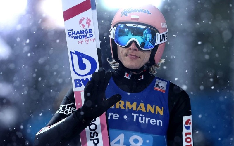 Kubacki and Wąsek will not perform in Zakopane after a positive COVID-19 test