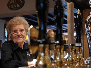 Wendover Red Lion party for 'world's oldest barmaid' Dolly