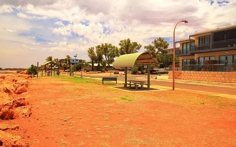 Australia equals hottest day on record at 50.7C