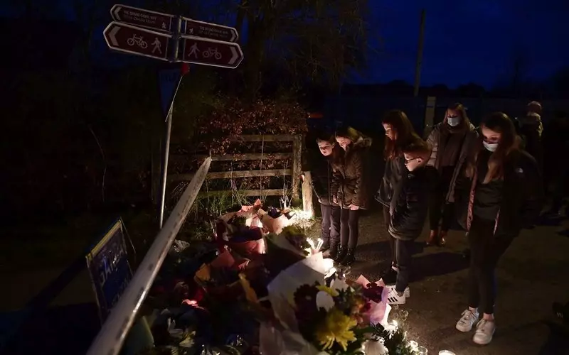 Ashling Murphy: thousands attend vigil for Irish teacher killed going for run