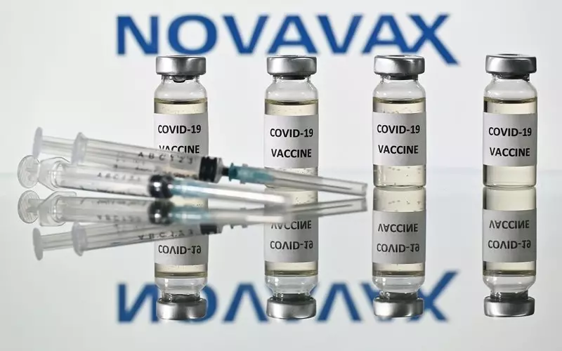 Francja dopuszcza do użytku "alternatywną" szczepionkę przeciw koronawirusowi 