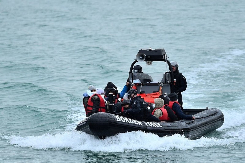 British media: Up to 65 thousand migrants may push through the English Channel this year