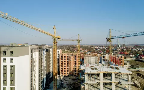 Analitycy: W 2021 r. oddano w Polsce do użytku najwięcej nowych domów i mieszkań od 40 lat