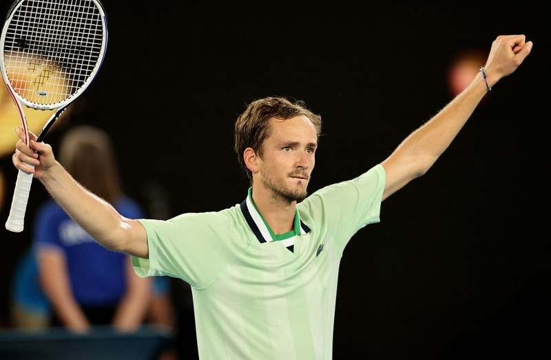 Australian Open: Medvedev's fifth Grand Slam semi-final