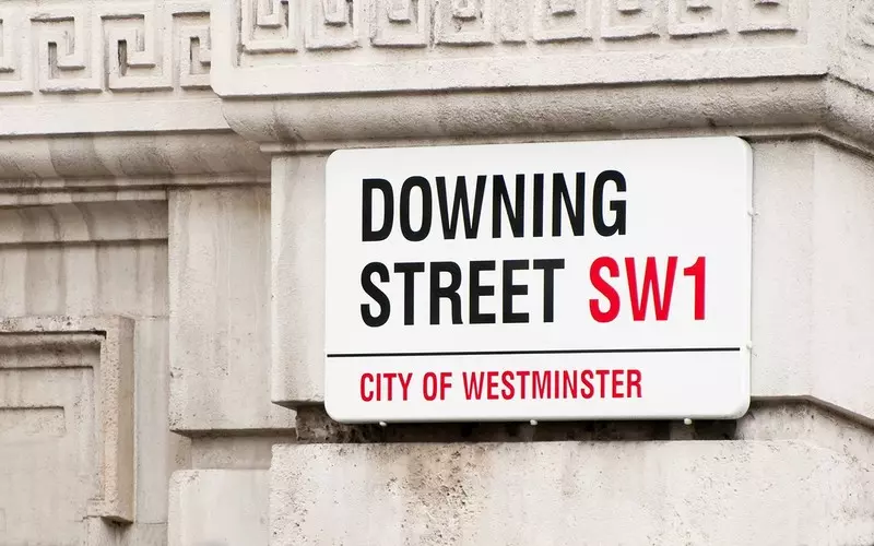 Maleją szanse na szybką publikację raportu o imprezach na Downing Street