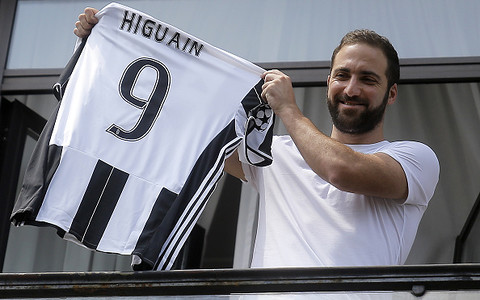Gonzalo Higuain w Juventusie Turyn za 90 mln euro