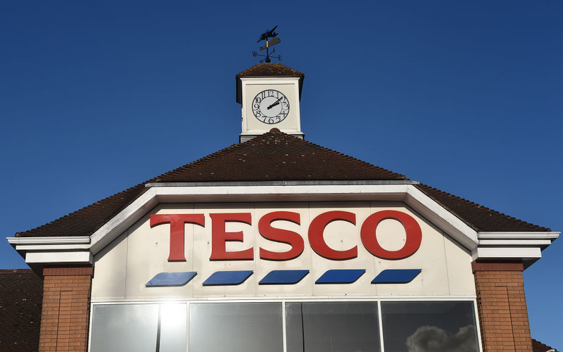 Tesco ditches night shifts, putting 1,500 jobs at risk