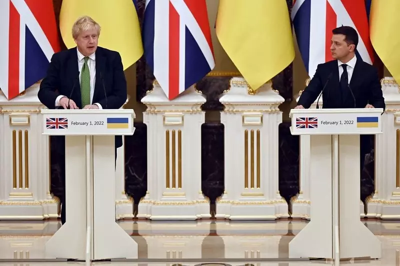 Boris Johnson z wizytą w Kijowie. Wezwał Moskwę do "cofnięcia się"