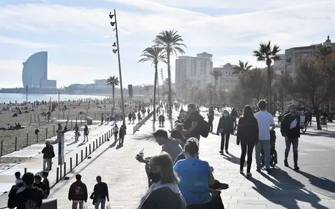 The Spanish government did not agree to withdraw the order to wear masks in the open air