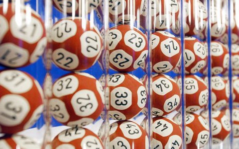 £61 milionów w loterii Euromillions trafi do kogoś z Wielkiej Brytanii