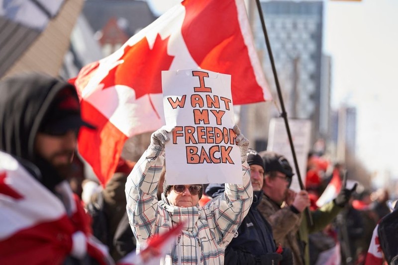 Canada: covid restrictions lifted in Alberta; protests continue in Ottawa and at border