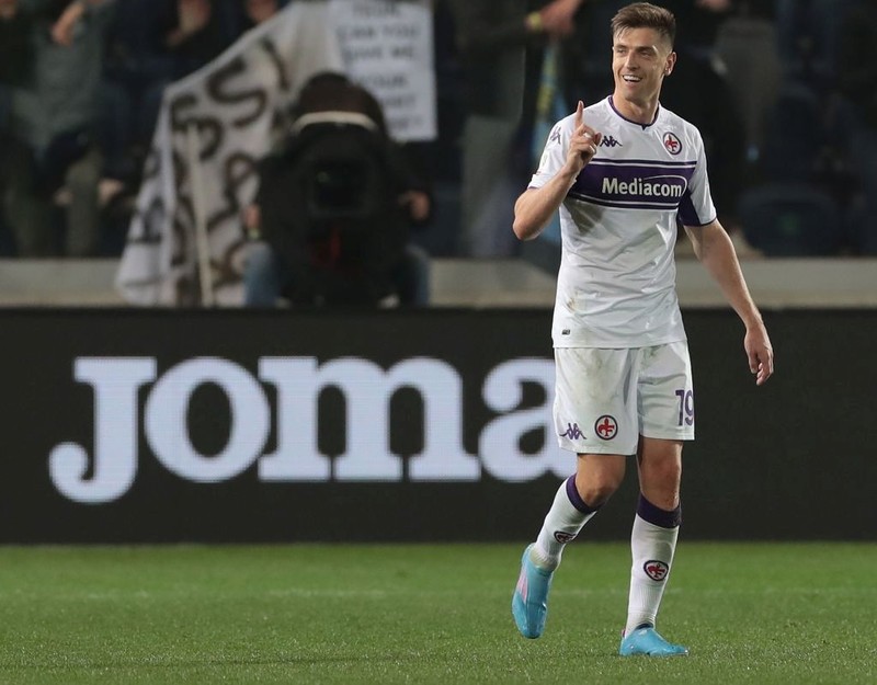 Coppa Italia: Two goals from Piątek, Fiorentina in the semi-finals