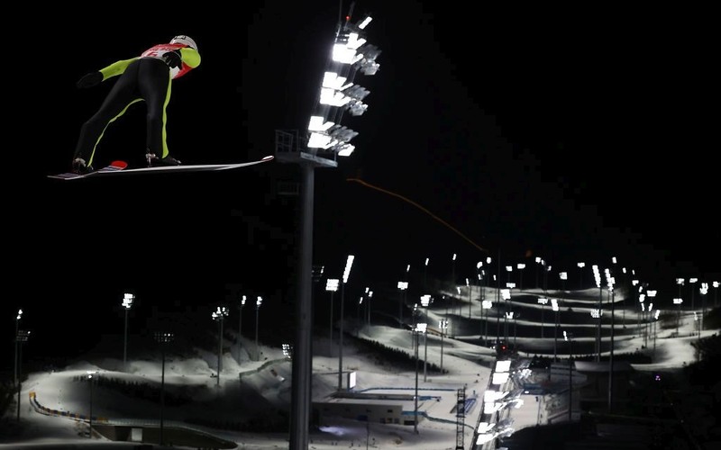 Skoki narciarskie: Szóste miejsce Polaków w konkursie drużynowym, triumf Austrii