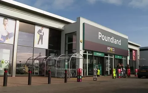 Poundland moves into fresh food