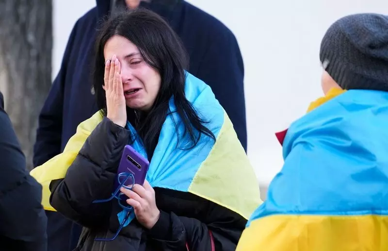 Atak na Ukrainę: Rosjanie przekroczyli granice od północy, wschodu i południa