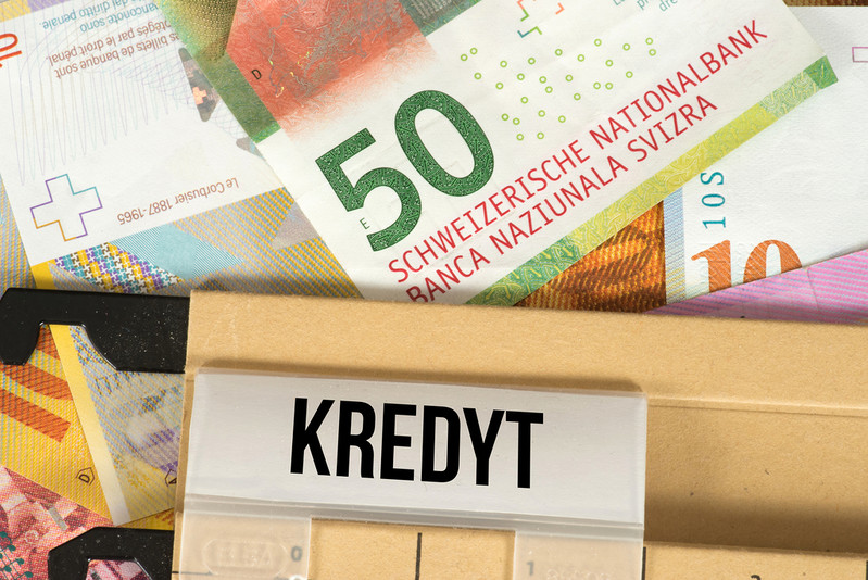 Kredyty we franku coraz bardziej ciążą niektórym frankowiczom