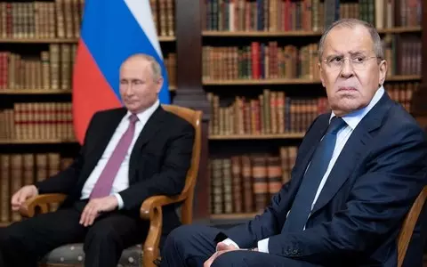 UK: Putin and Lavrov on sanctions list, Russian planes not allowed to use UK airspace