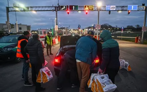 Tea, dumplings, a flat - this is how Poles help Ukrainians