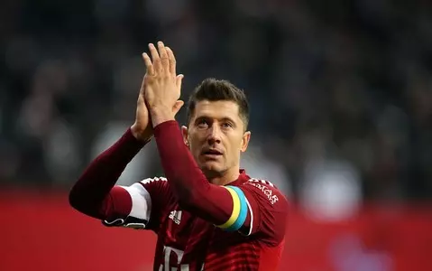 Bayern Munich captain Robert Lewandowski shows support to Ukraine